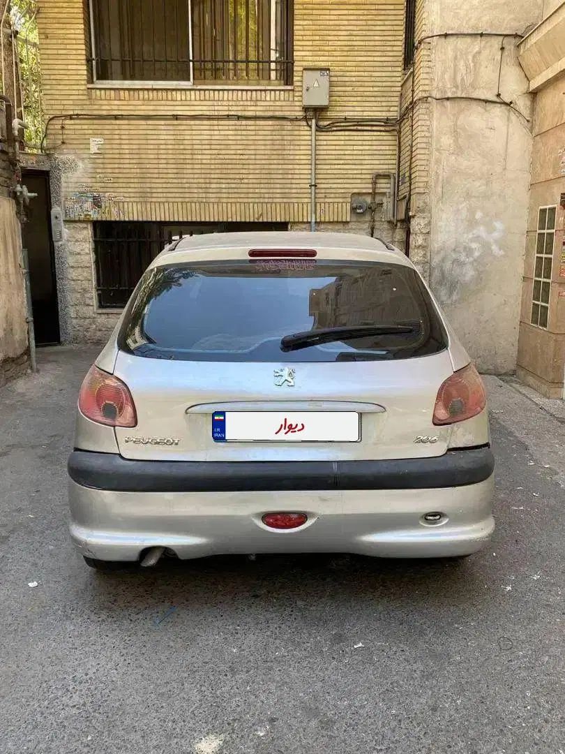 206 تیپ 2|خودرو سواری و وانت|تهران, فلسطین (میدان انقلاب)|دیوار