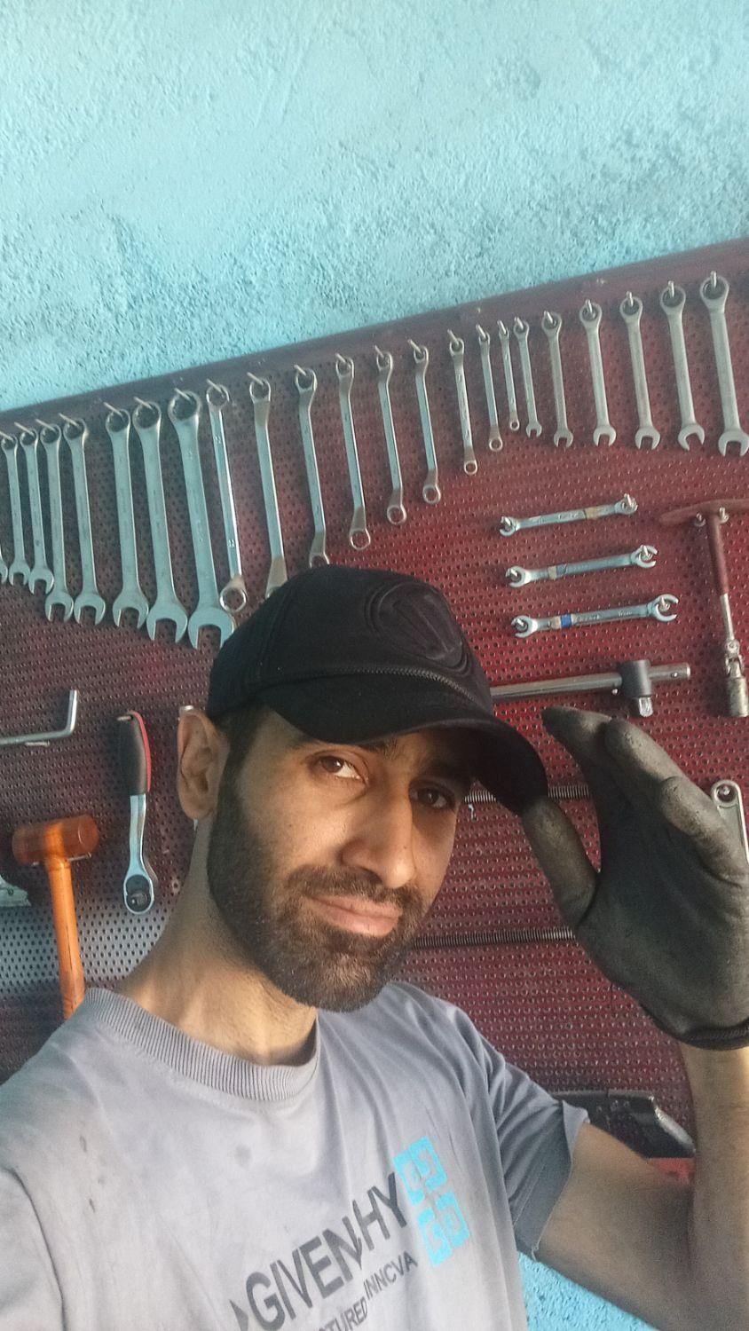 تعمیر گاه مکانیکی خودرو های ایرانی و چینی|خدمات پیشه و مهارت|رباطکریم, |دیوار