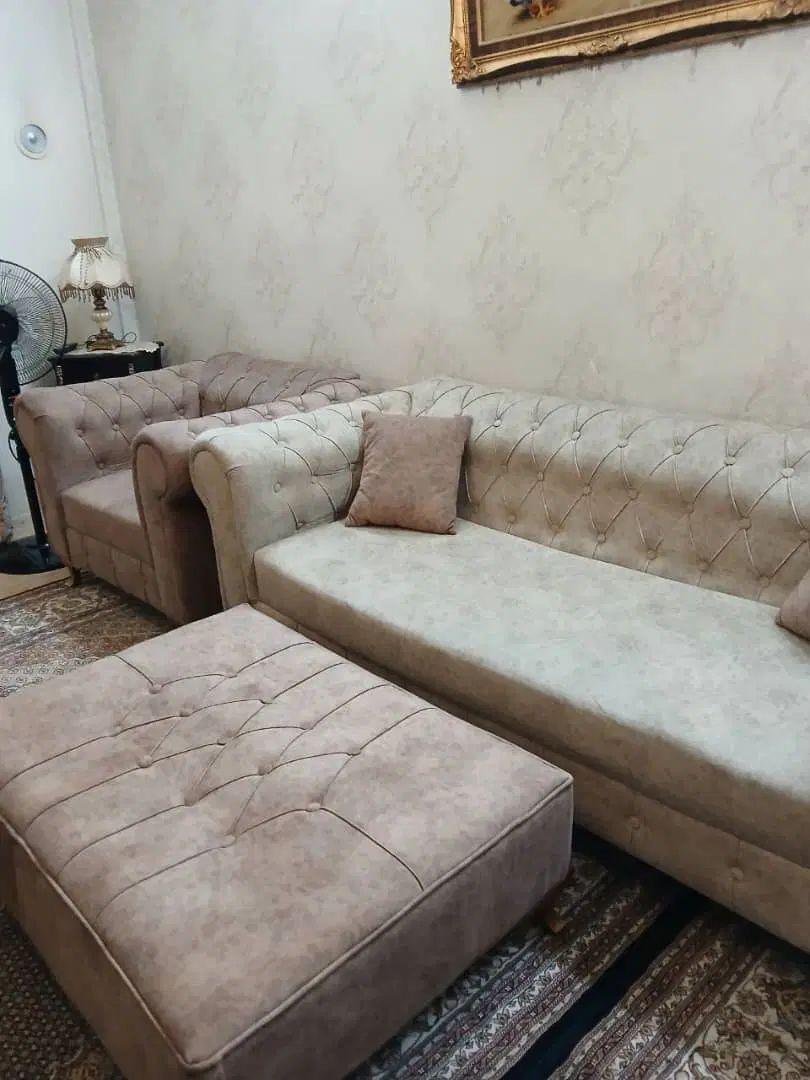چستر   درحد نو  تخت دونفره   درحد  میز ناهارخوری|مبلمان خانگی و میز عسلی|ری, علایین|دیوار