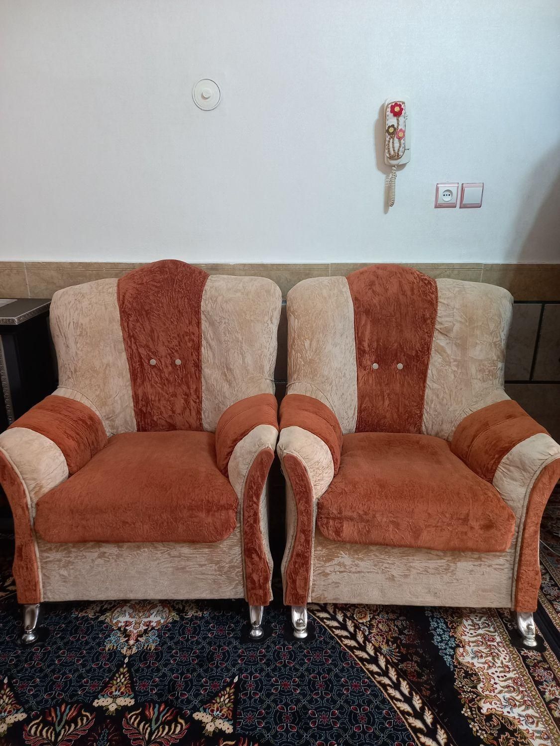 مبل ۷ نفره به همراه روکش|مبلمان خانگی و میز عسلی|خرمدره, |دیوار