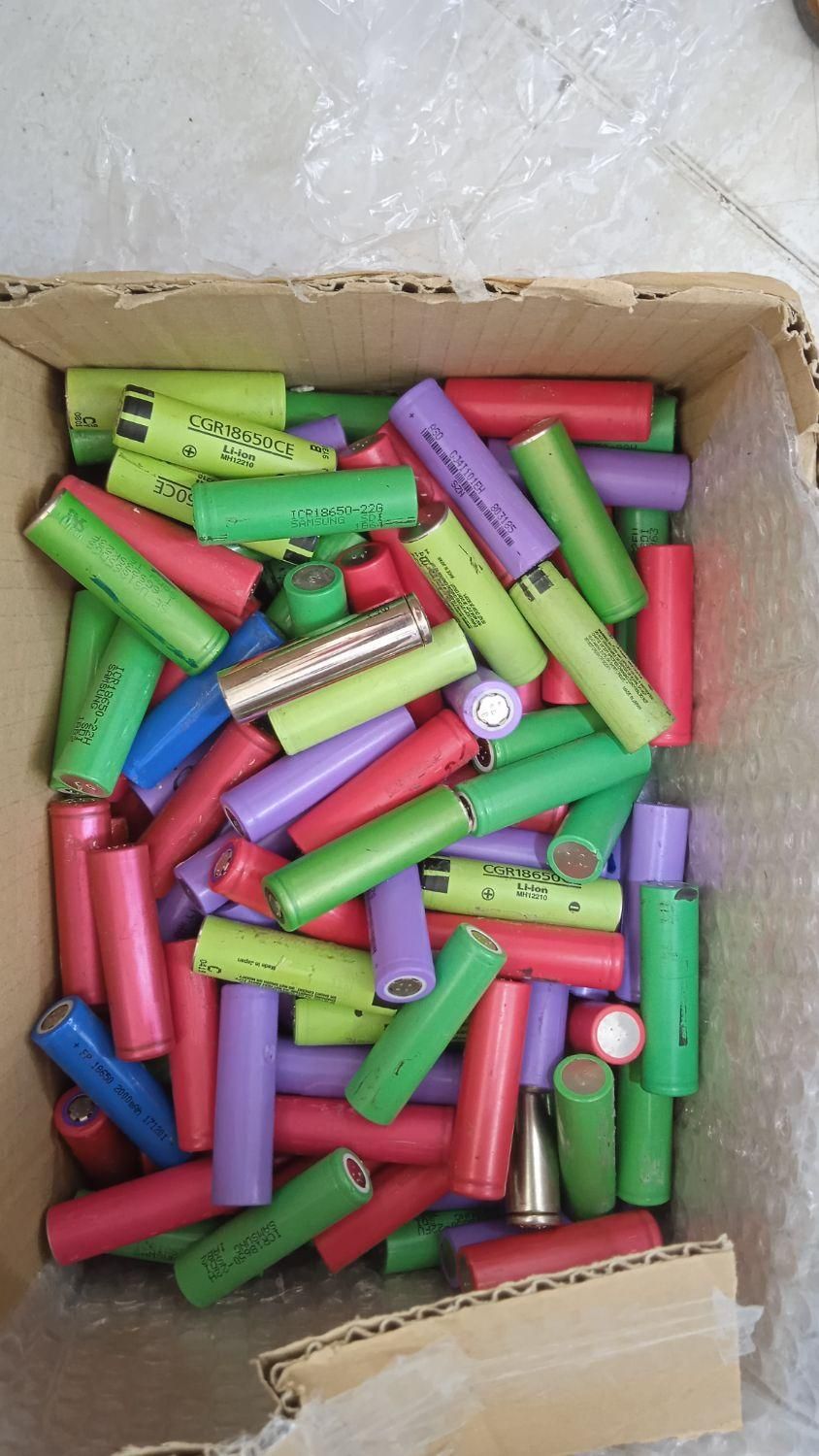 فروش فوق العاده باتری لیتیومی لیتیوم یون ۱۸۶۵۰|لوازم جانبی موبایل و تبلت|قم, امامزاده ابراهیم|دیوار