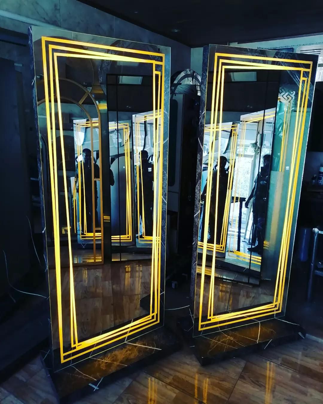 آینه قدی طرح دار (پایه ای)|آینه|ارومیه, |دیوار