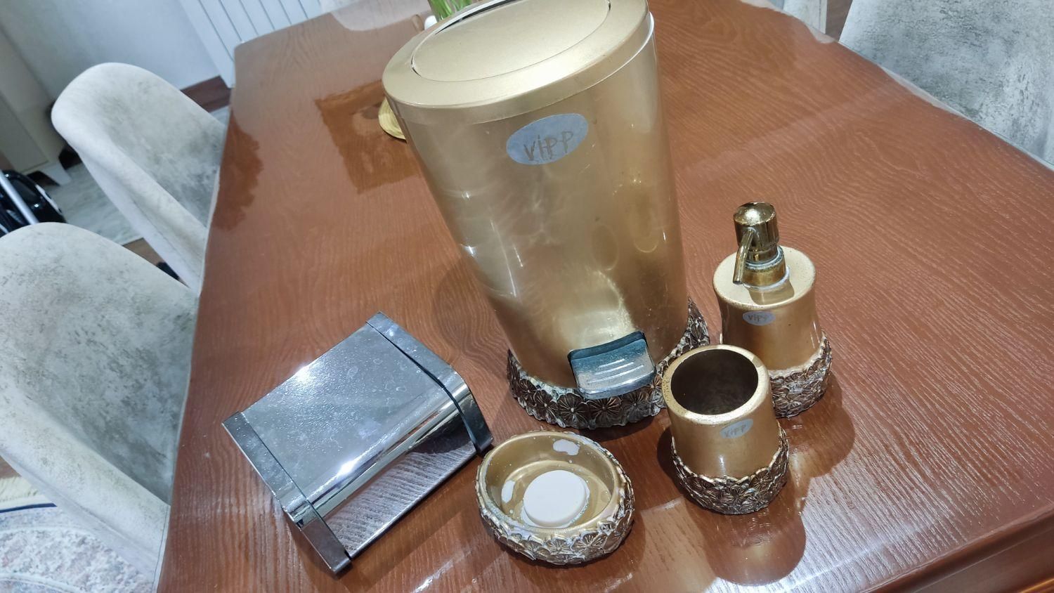 سرویس دستشویی|لوازم سرویس بهداشتی|رشت, رشتیان|دیوار