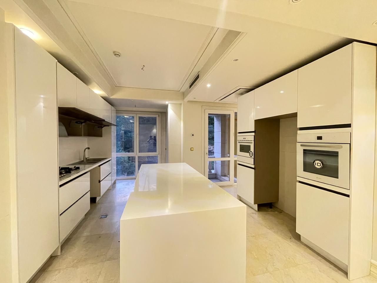 اجاره آپارتمان ۱۸۰متر۳خواب نیاوران/نخجوان