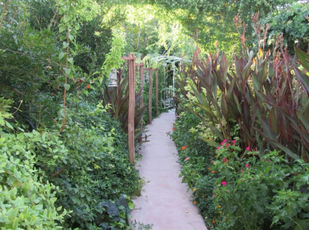 باغ و ویلاباقیمت مناسب|اجارهٔ کوتاهمدت ویلا و باغ|سپیدان, |دیوار