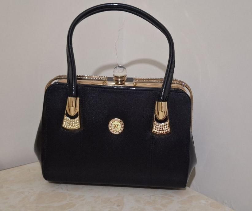 کیف مجلسی|کیف، کفش، کمربند|تبریز, |دیوار