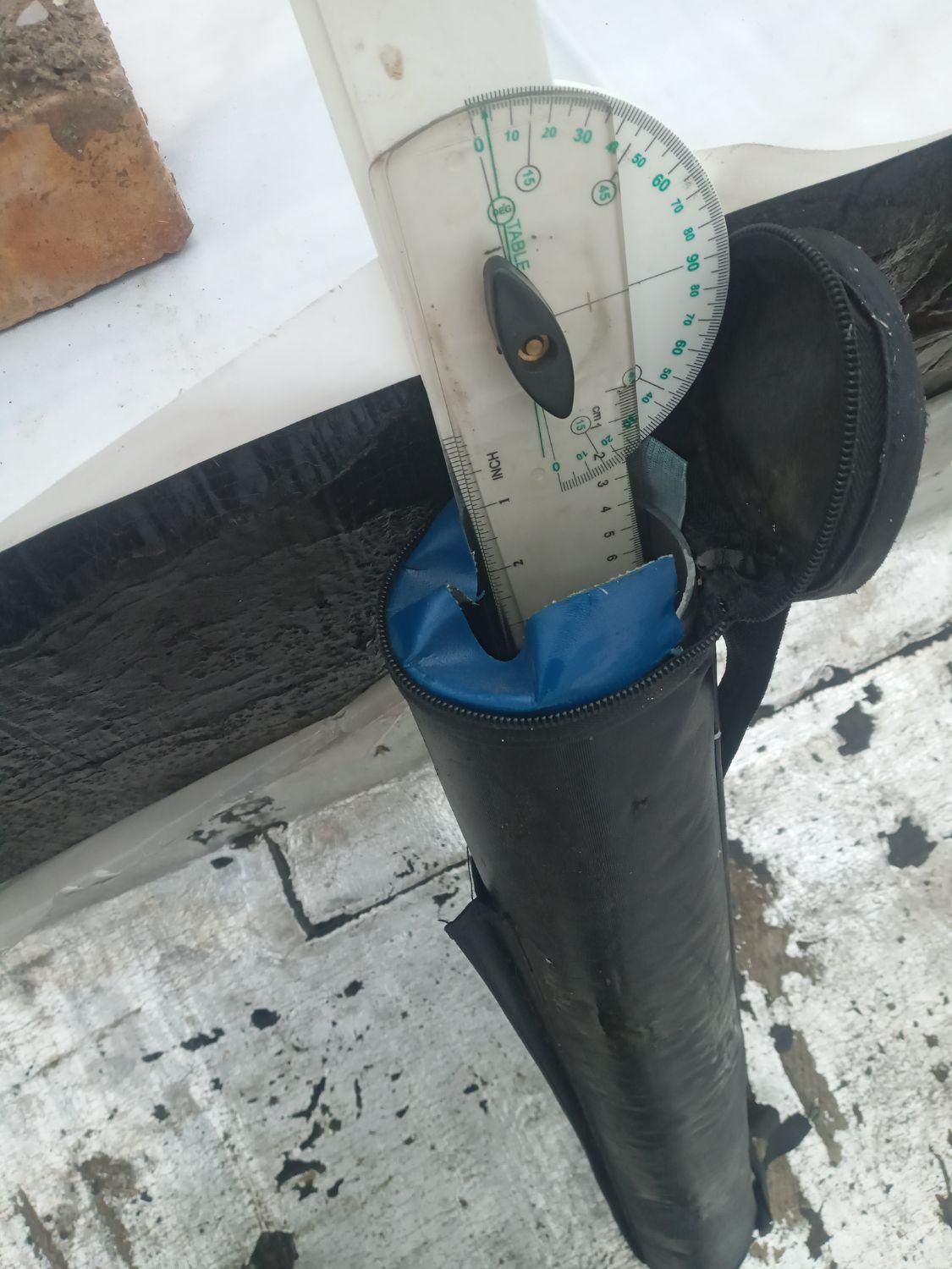 یک عدد گونیا|لوازم التحریر|مرند, |دیوار