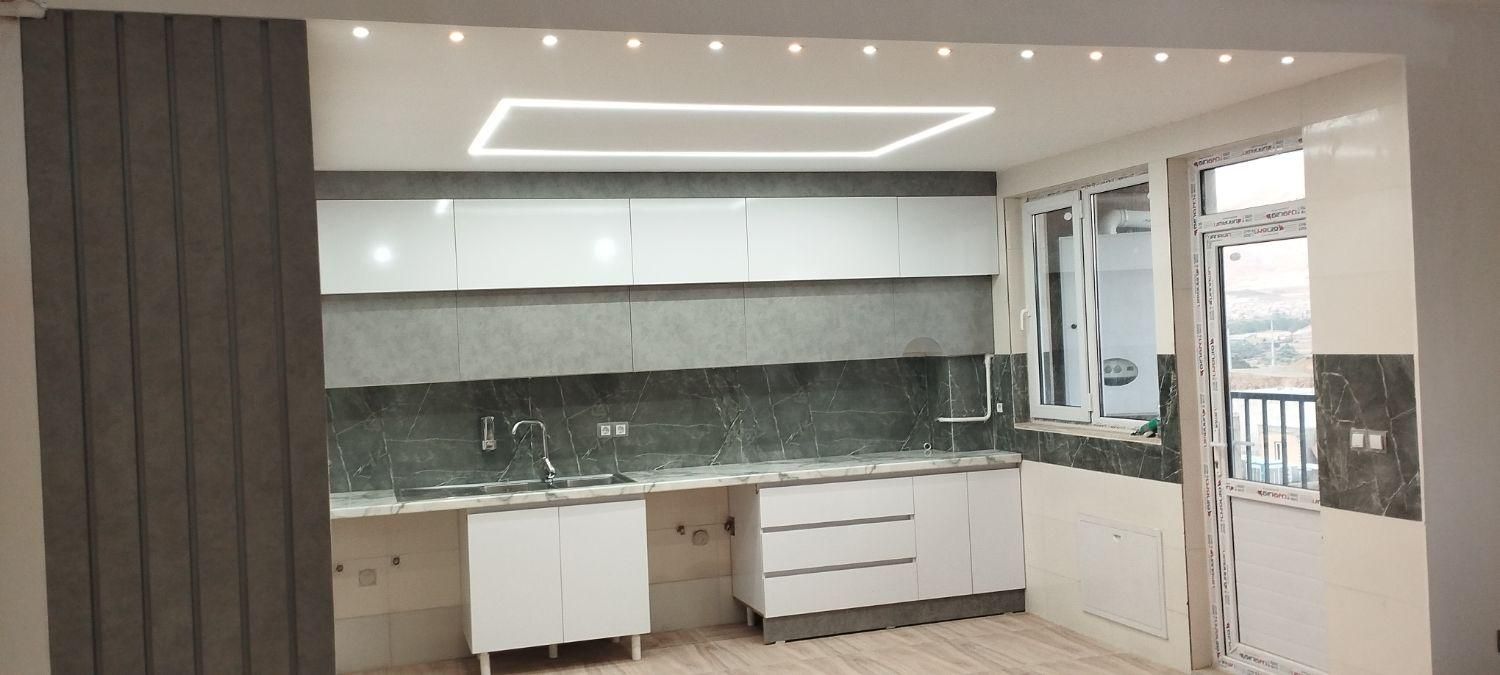 اجرای سقف کاذب pvcپلکسی تایل گچی کناف لاین نوری|خدمات پیشه و مهارت|سنندج, |دیوار