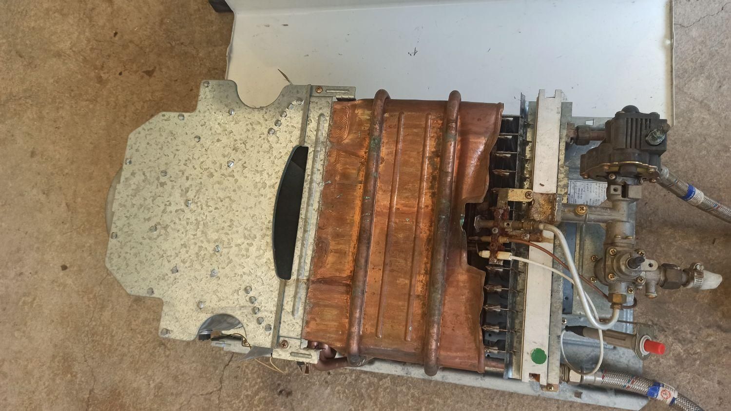 خریدار ابگرمکن خراب شما و درصورت نیاز تعویض|آبگرمکن، پکیج، شوفاژ|لاهیجان, آهندان|دیوار