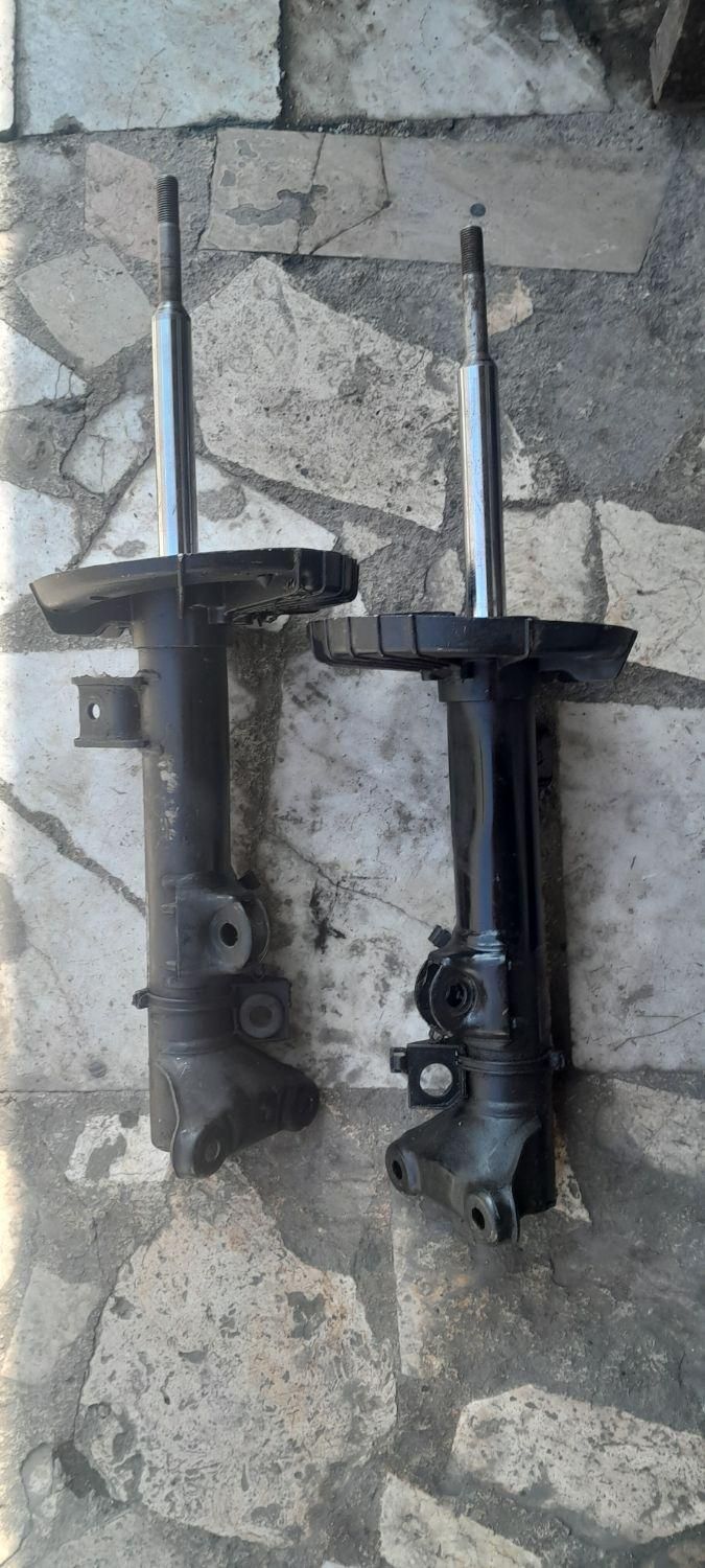 تعمیر و استوک کمک فنر با گارانتی ۹ ماهه کتبی|خدمات موتور و ماشین|کرج, گلشهر|دیوار