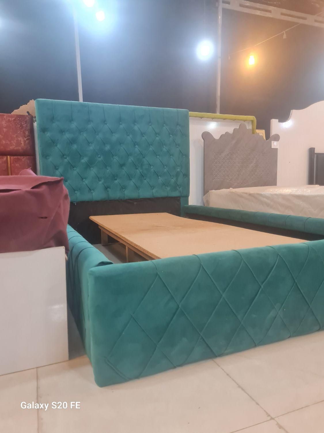 تخت چستر ۱۲۰ جیکا|تشک تختخواب|بوشهر, |دیوار