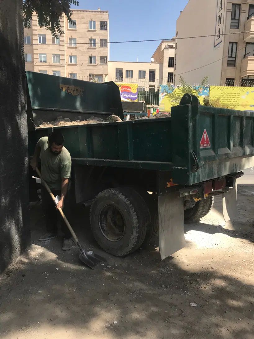 حمل نخاله با کارگر و‌ بابکت با خاور کمپرسی|خدمات حمل و نقل|کرج, فاز ۱ مهرشهر|دیوار
