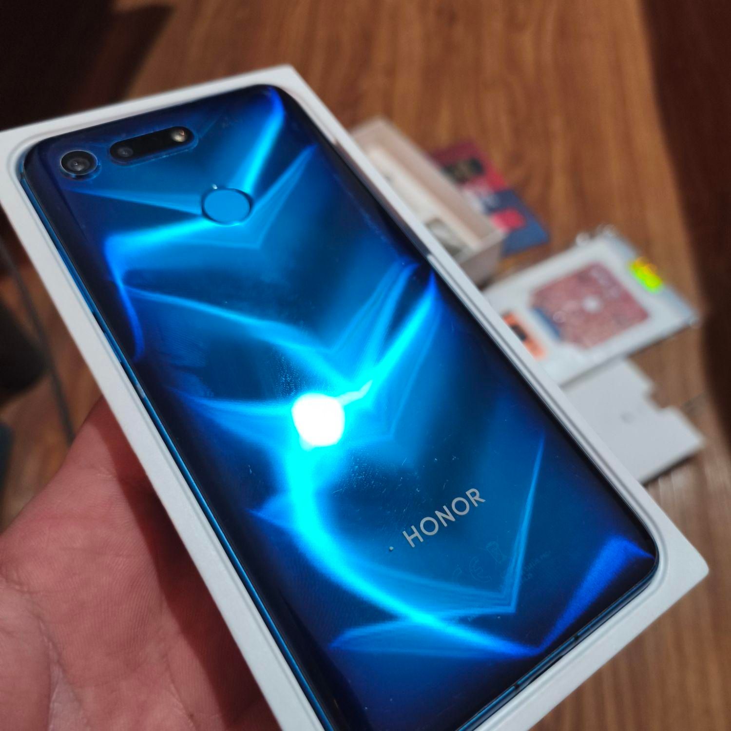 آنر  view 20 256gb 8 ram|موبایل|شیراز, شهرک گلستان|دیوار
