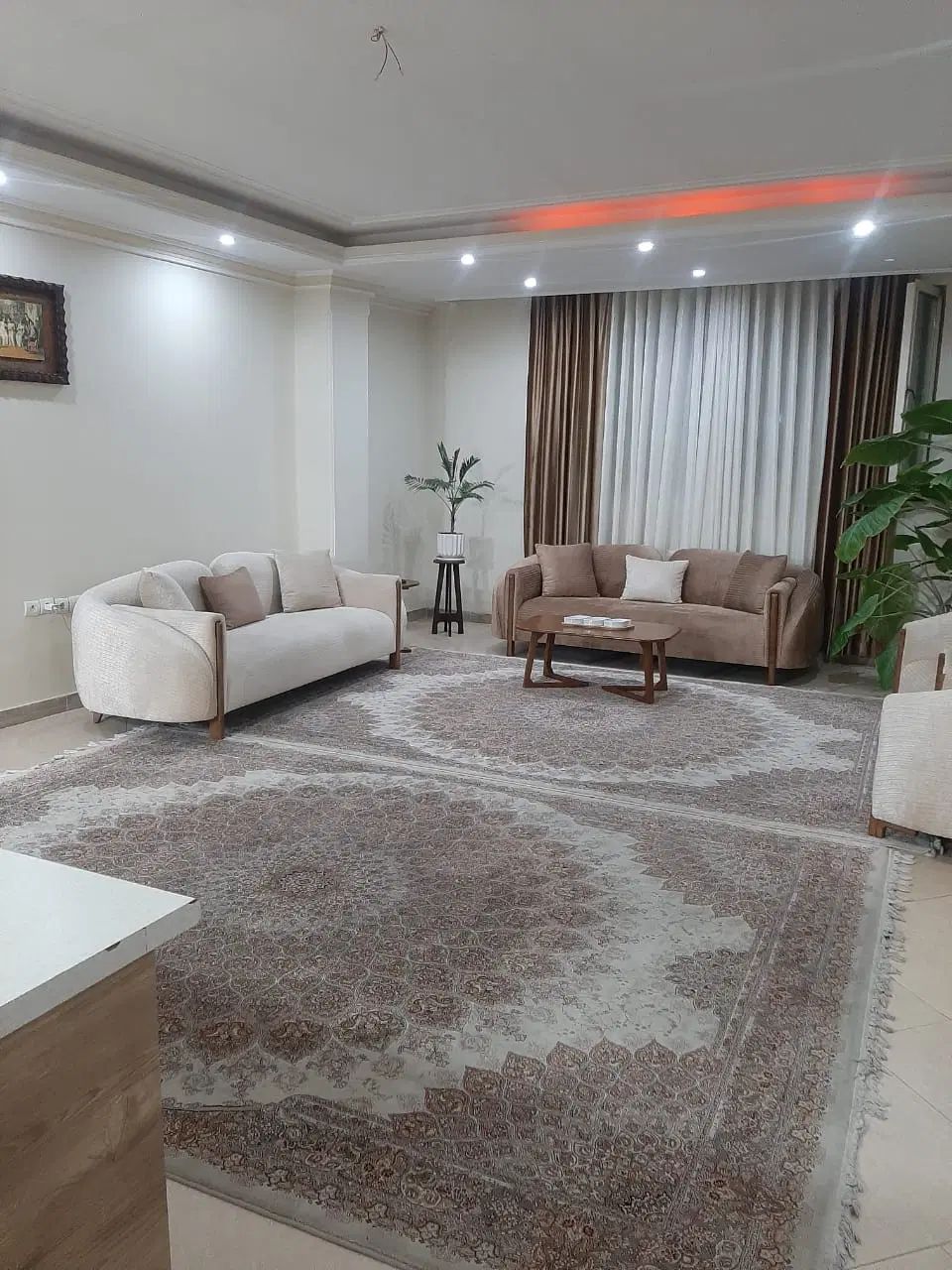 ۱۷۲ متر آپارتمان نیایش باغستان غربی|اجارهٔ آپارتمان|کرج, شهرک بیدارچشمه|دیوار