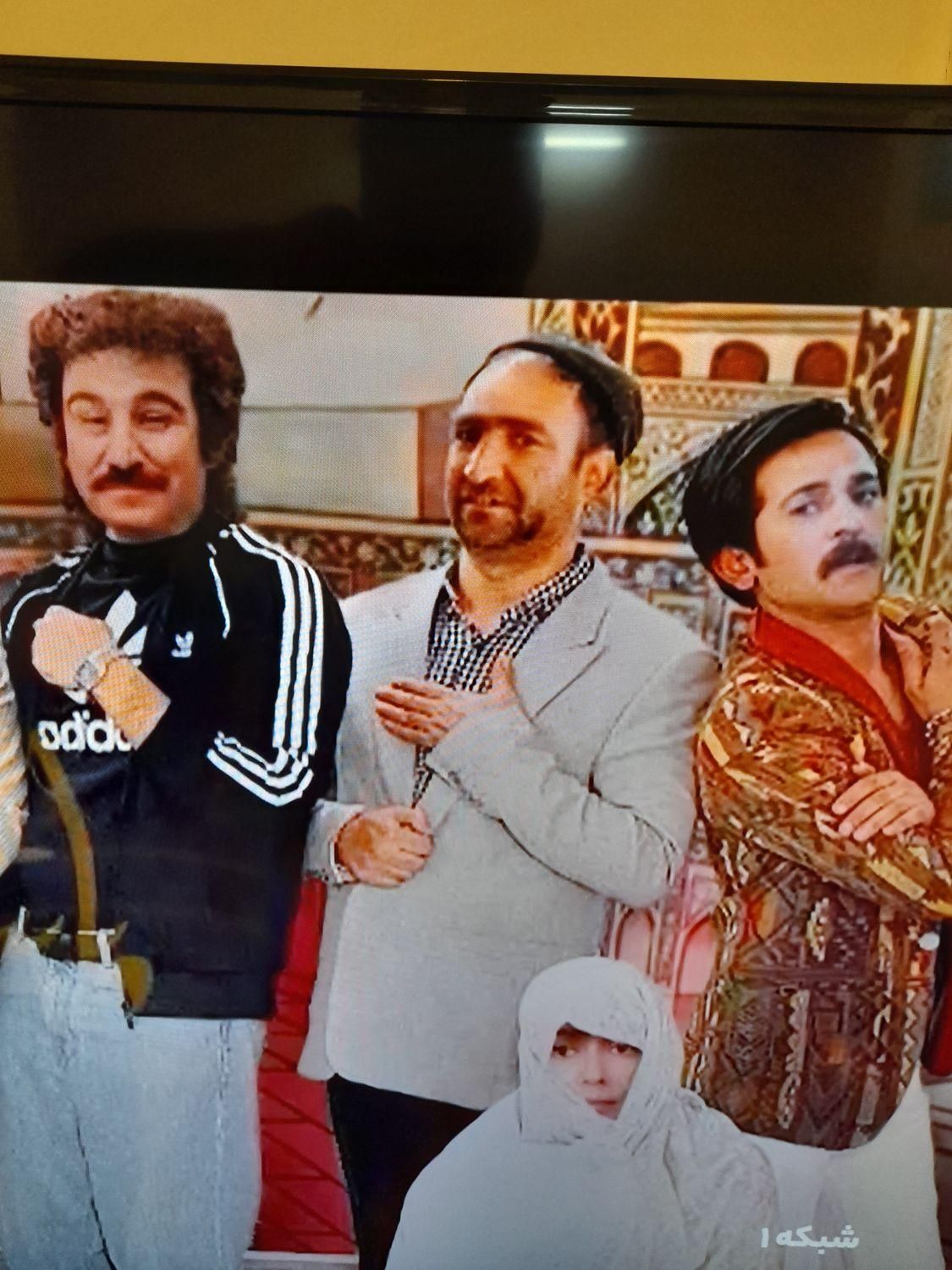 فیلم ببین و لذت ببر جایزه بگیر|بلیت تئاتر و سینما|کرج, مهرشهر - فاز ۱|دیوار