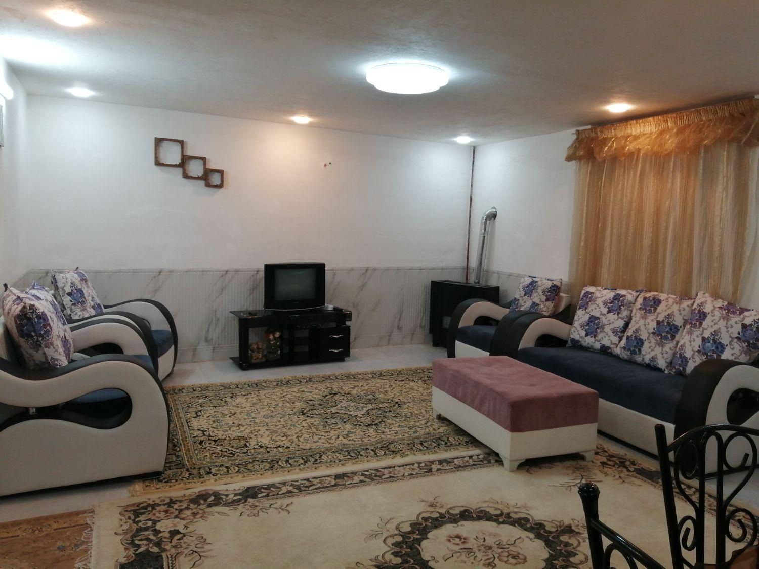 اجاره روزانه/هفتگی/ماهانه آپارتمان ۷۰ متری|اجارهٔ کوتاهمدت آپارتمان و سوئیت|رودبنه, |دیوار