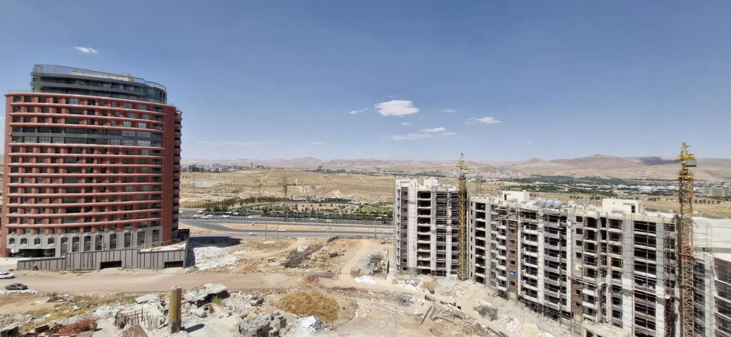 استخدام نیروی برقکار مبتدی نیمه ماهر و ماهر|استخدام معماری، عمران و ساختمانی|شیراز, شهرک کوثر|دیوار