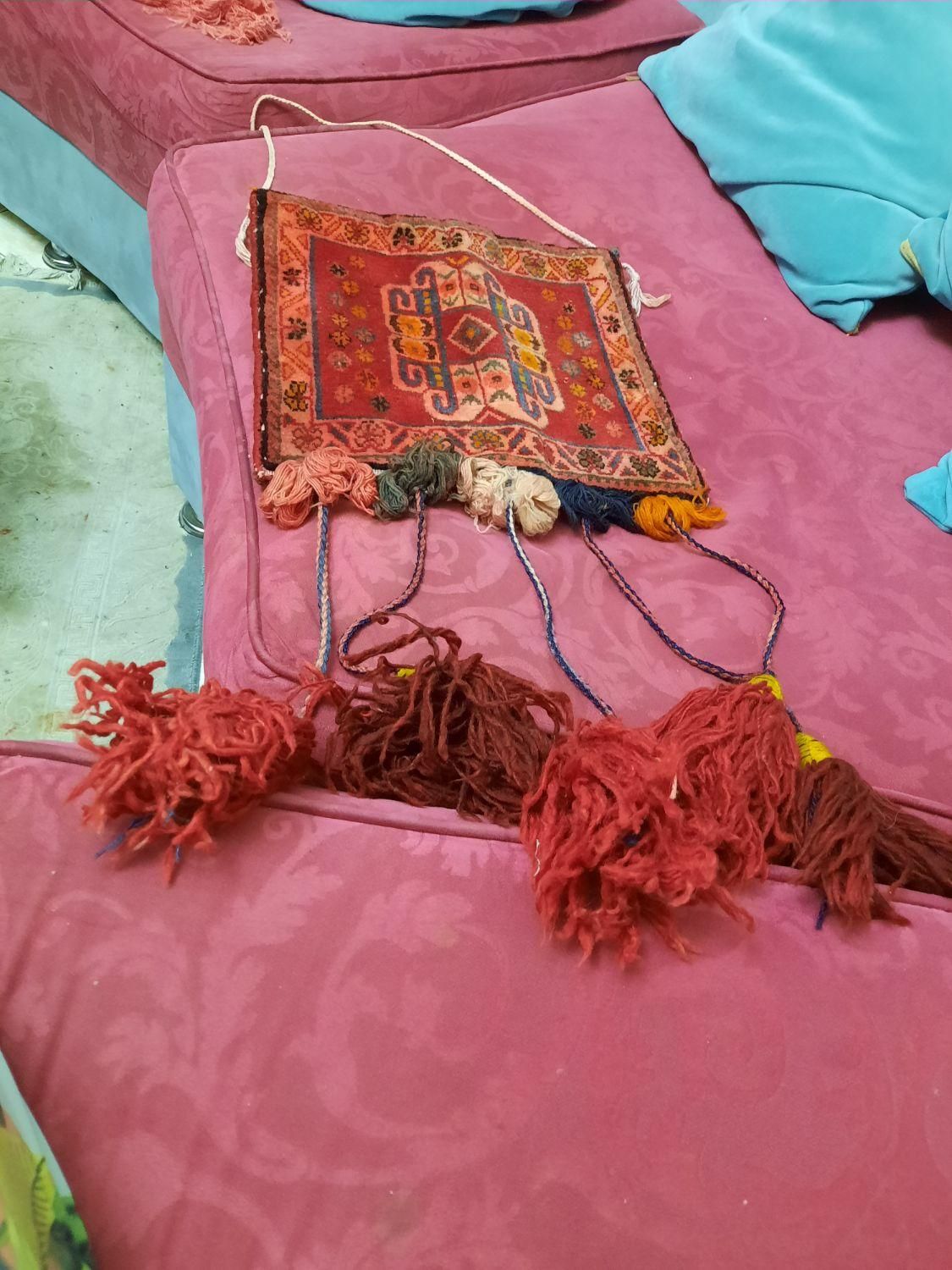 کیف دست باف طرح گبه روی دیوارهم میشه استفاده بشه|گلیم، جاجیم، گبه|تهران, ستارخان|دیوار
