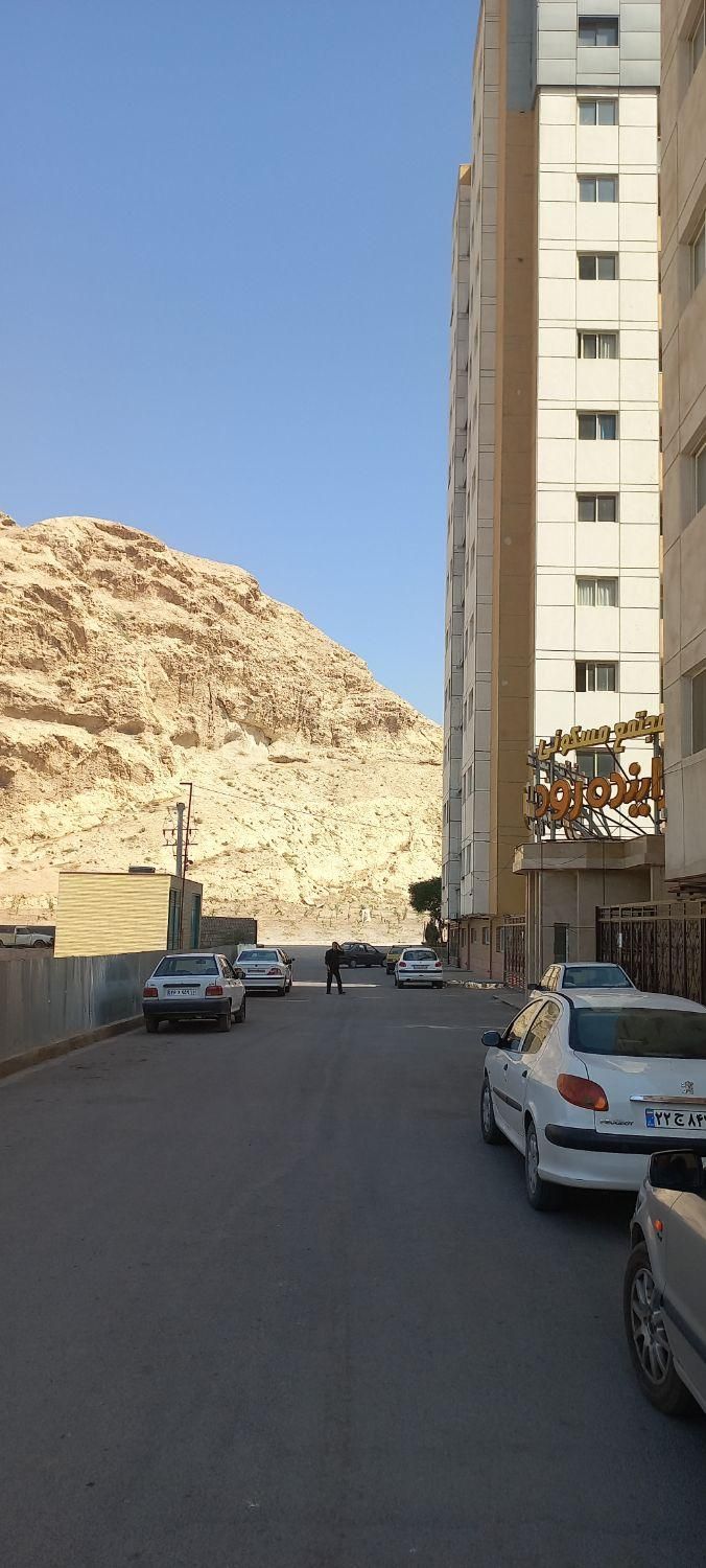 آپارتمان ۱۵۰متر صفر اتوبان آقارب پرست اصفهان|فروش آپارتمان|نجف‌آباد, ۲۲ بهمن|دیوار