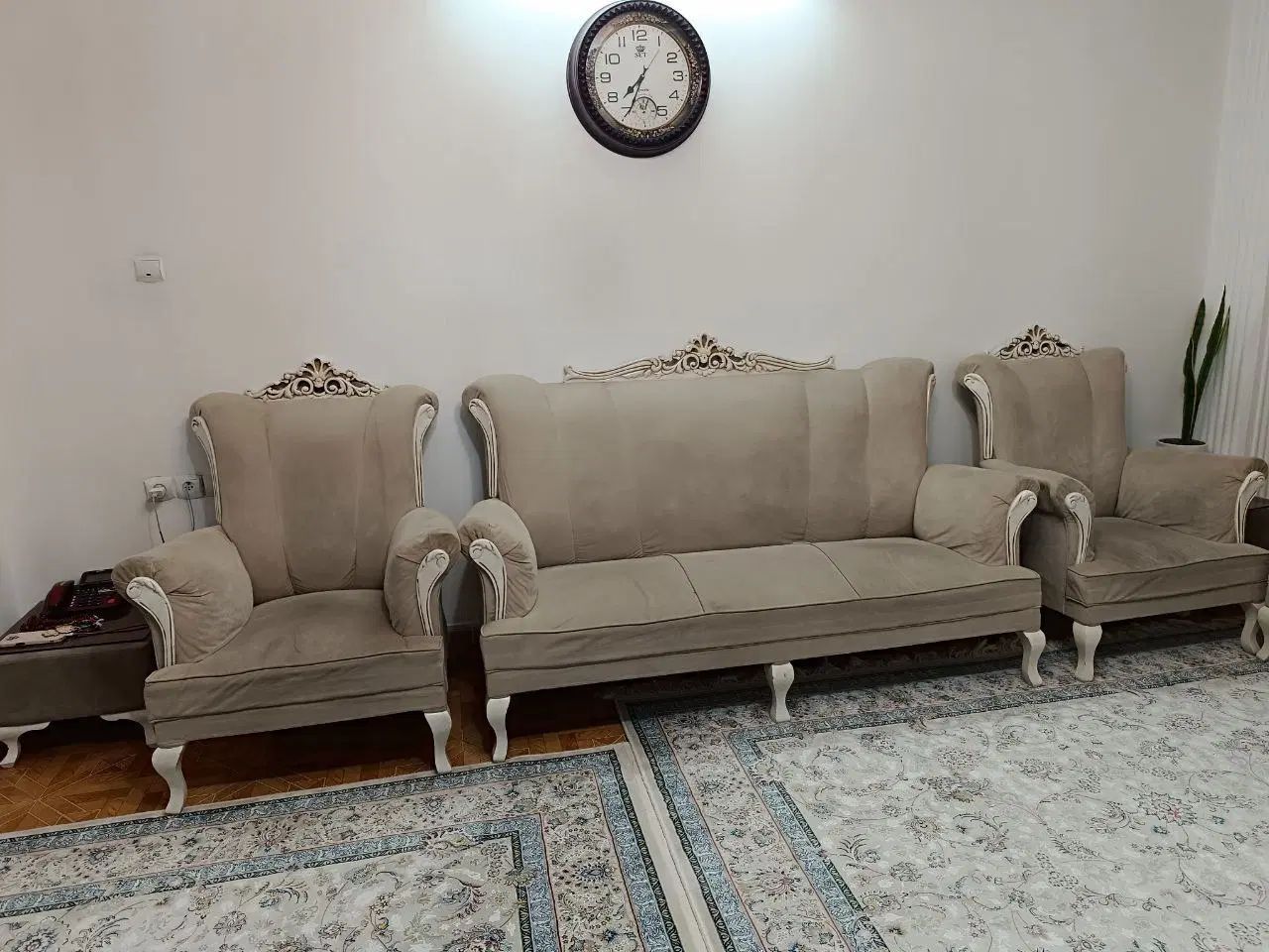 مبل هفت نفره|مبلمان خانگی و میز عسلی|تهران, آرارات|دیوار