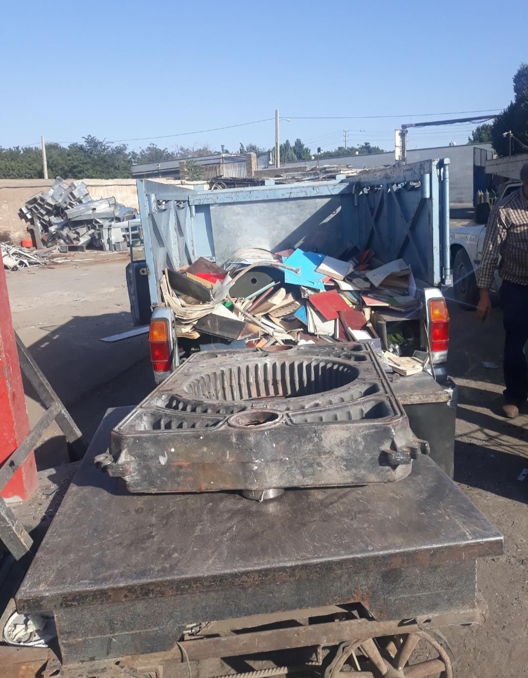 خریدار ضایعات خرید آهن آلومینیوم مس کتاب شیشه باط|خدمات پیشه و مهارت|تهران, پاسداران|دیوار