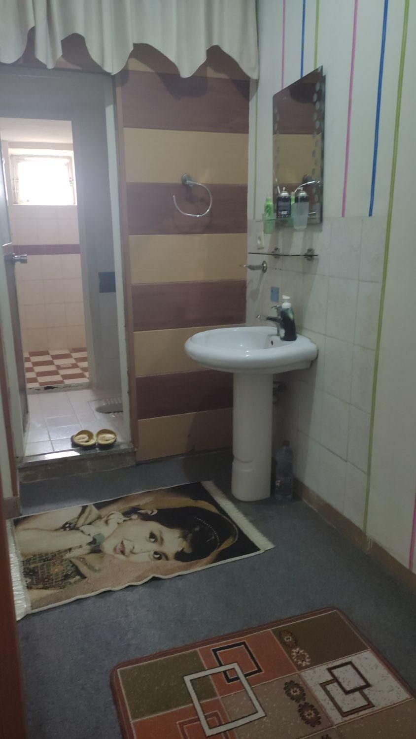 اجاره ی آپارتمان طبقه ی ۲ از ۲ مستقل|اجارهٔ کوتاهمدت آپارتمان و سوئیت|شیراز, شریفآباد|دیوار