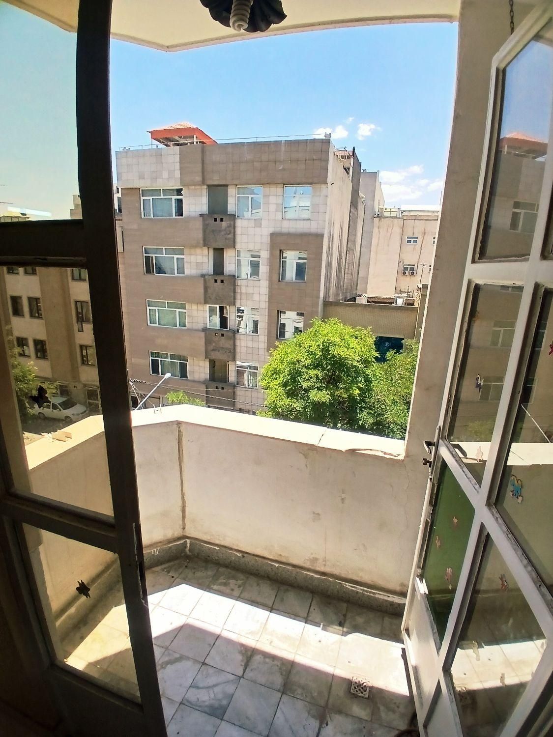 ۱۰۰ متـر/ هاشمـیه ۵۹ / ۶ واحـدی / غرق در نــور|فروش آپارتمان|مشهد, نیروی هوایی|دیوار