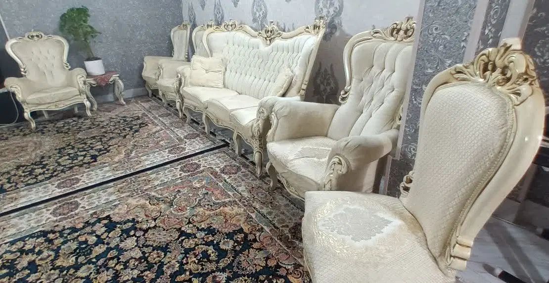مبل ۹ نفره همراه با میز|مبلمان خانگی و میز عسلی|مشهد, کوی المهدی|دیوار