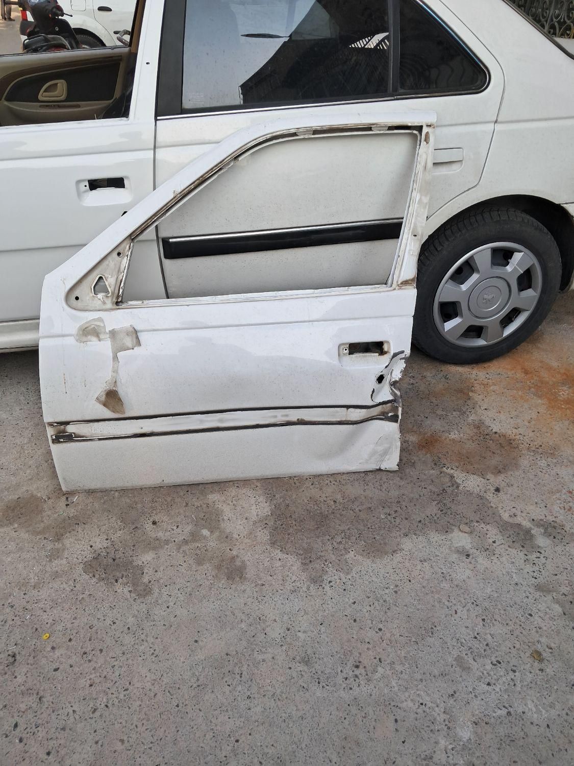 درب کاپوت گلگیر ۲۰۶پرشیا۴۰۵تیباسمند۲۰۷پرایداریسان|قطعات یدکی و لوازم جانبی|تهران, شوش|دیوار