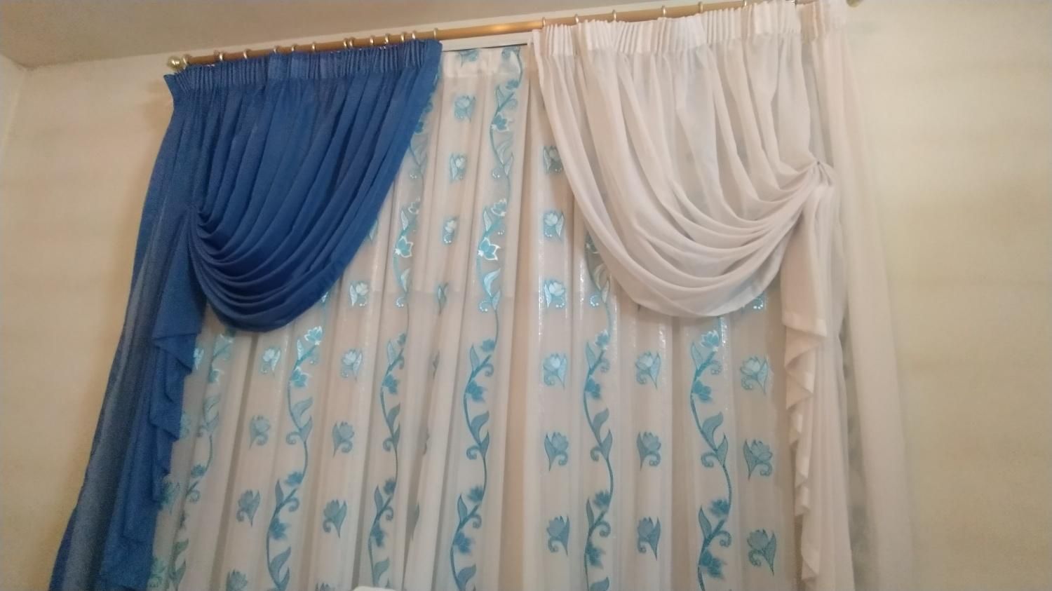 پنج پرده (پذیرایی، آشپزخانه و خواب)|پرده، رانر، رومیزی|رشت, دیلمان|دیوار