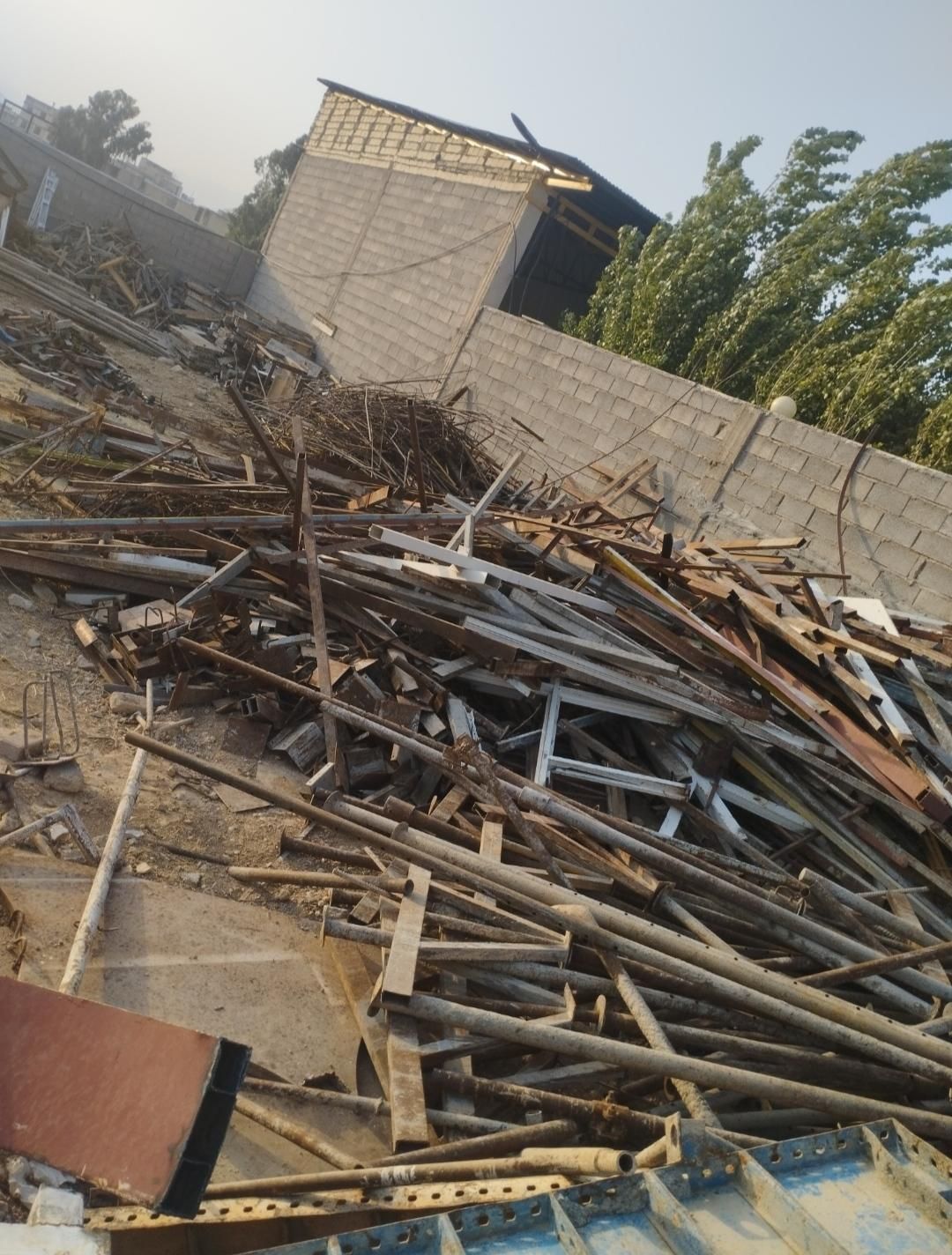 خریدوفروش ضایعات آهن آلات.شیرالات|عمده‌فروشی|شیراز, زرگری|دیوار