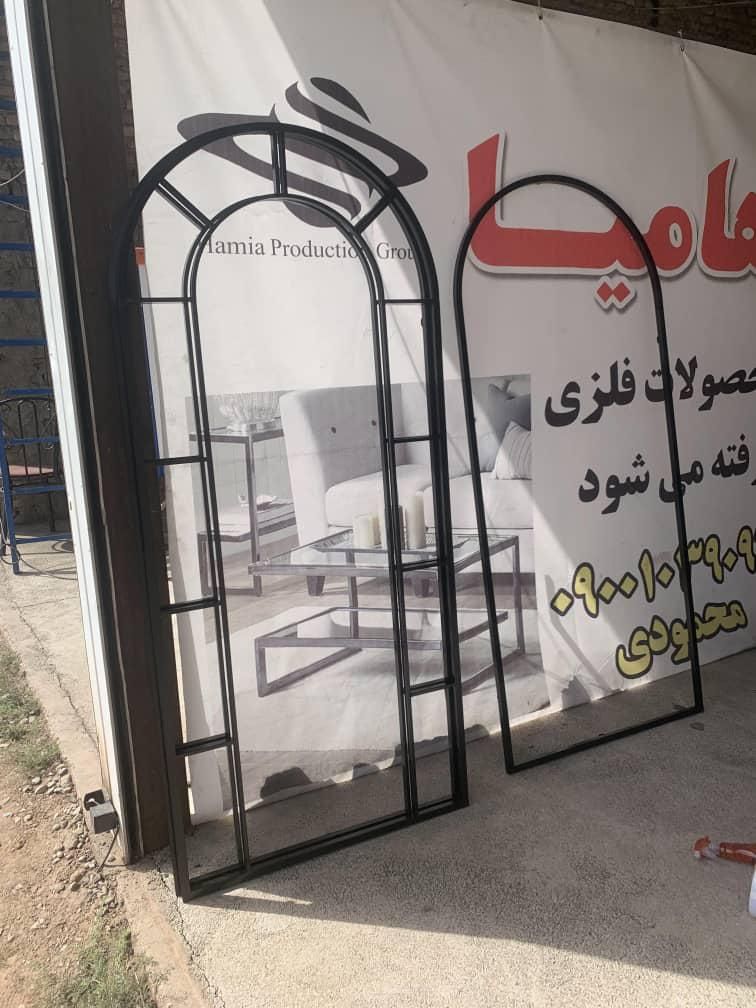 قاب اینه قدی فلزی گنبدی پنجره ای|آینه|تهران, خاوران|دیوار