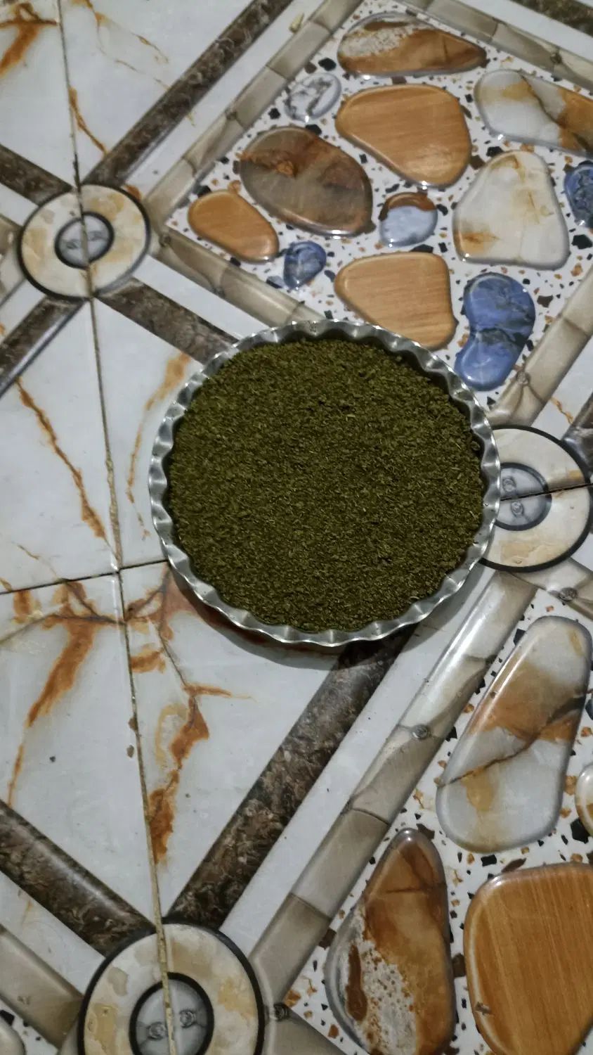 باسلام خدمت دوستان عزیز سبزی خشک جهت قورمه‌سبزی|خوردنی و آشامیدنی|نیشابور, مبارکه|دیوار