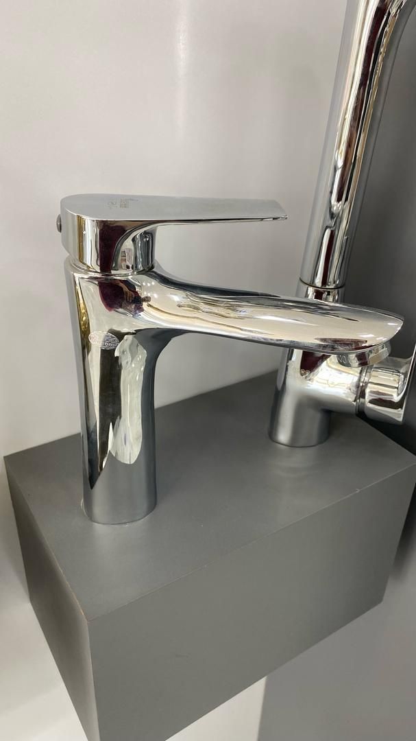 شیر شاوری و علم دوش یونیورست|مصالح و تجهیزات ساختمان|تهران, بروجردی|دیوار