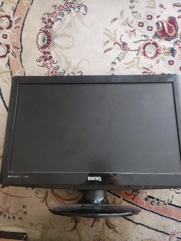 نمایشگر Benq 19|قطعات و لوازم جانبی رایانه|تهران, جنت‌آباد جنوبی|دیوار