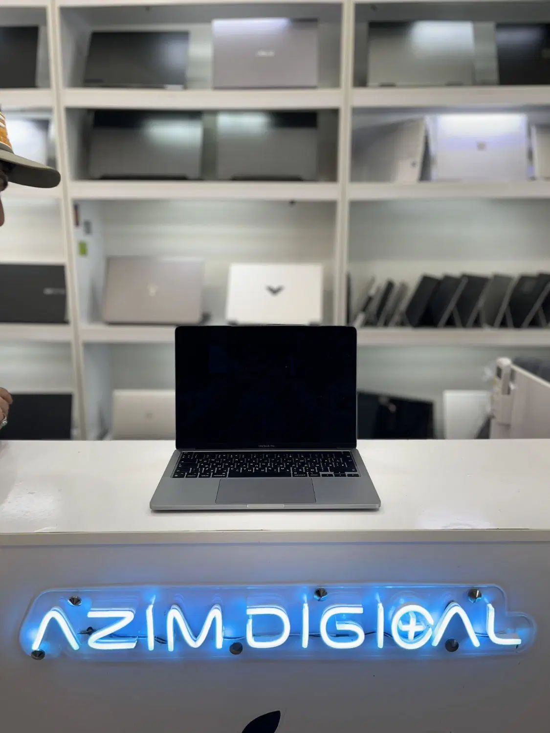 MAC pro m1 اوپن باکس مشابه صفر تاچ بار|رایانه همراه|رشت, دیلمان|دیوار