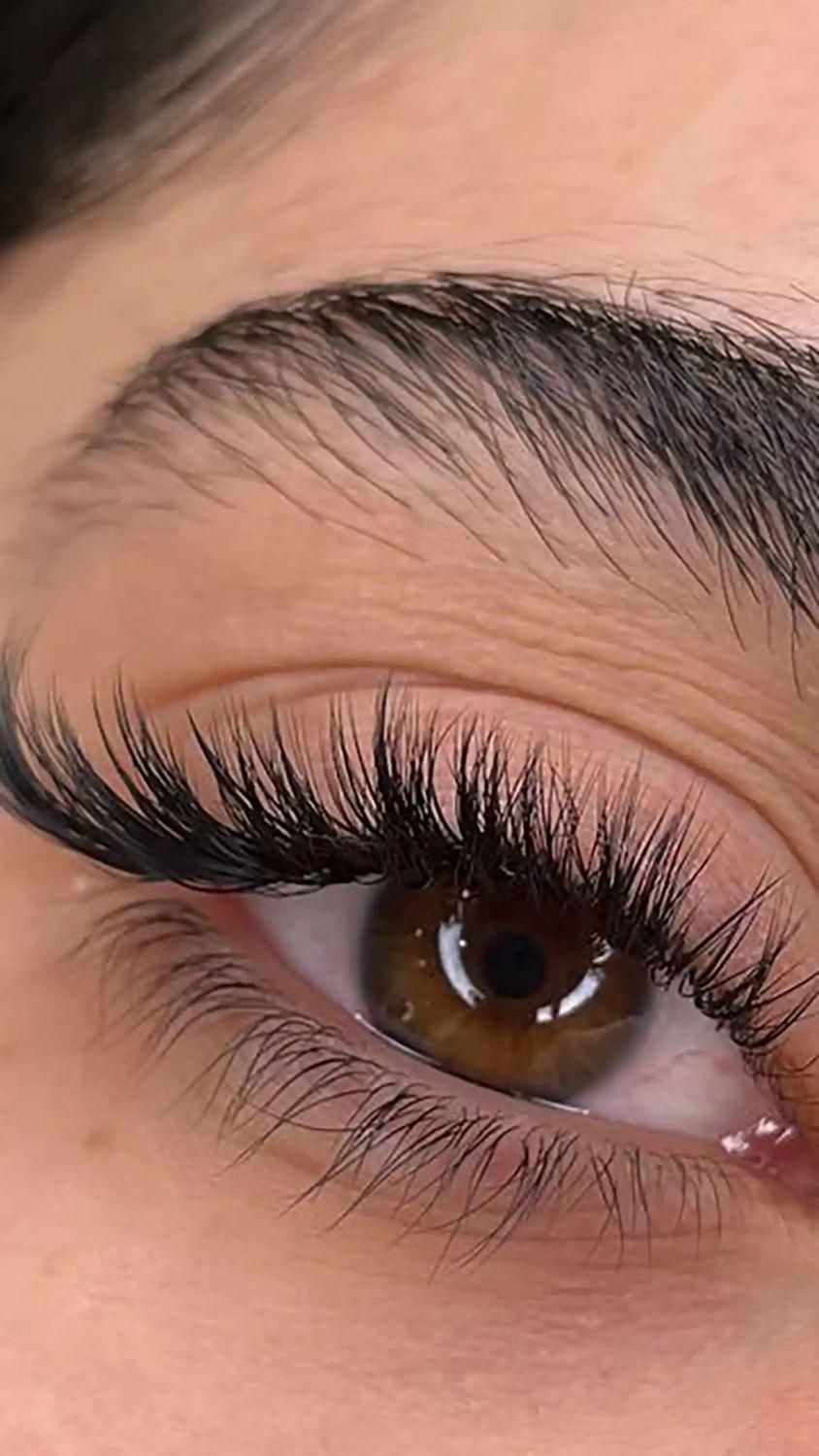 کاشت ناخن رنگ مو شینیون ومیکاپ ومدل اکستنشن مژه|خدمات آرایشگری و زیبایی|قم, نیروگاه|دیوار