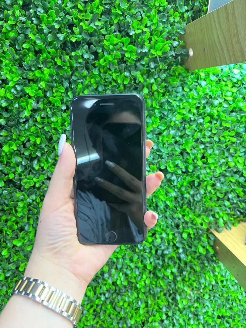 lphone se2020|موبایل|تهران, جردن|دیوار