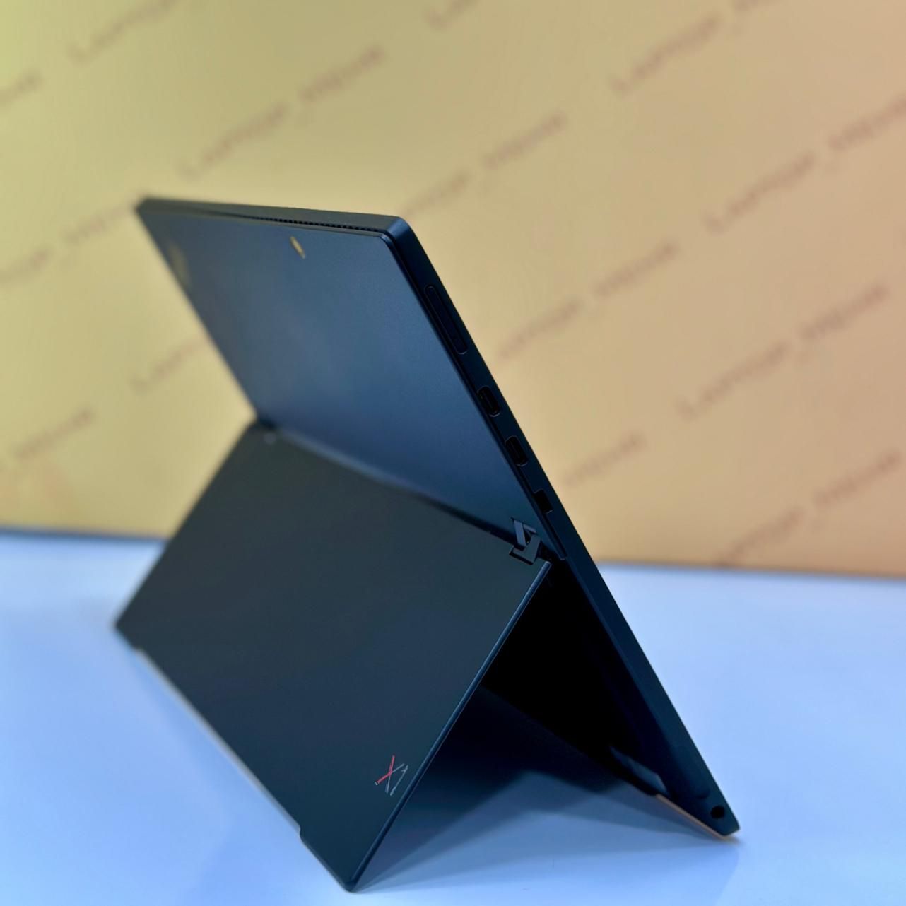 LENOVO X1 تبلت طرح سورفیس|رایانه همراه|شیراز, ملاصدرا|دیوار