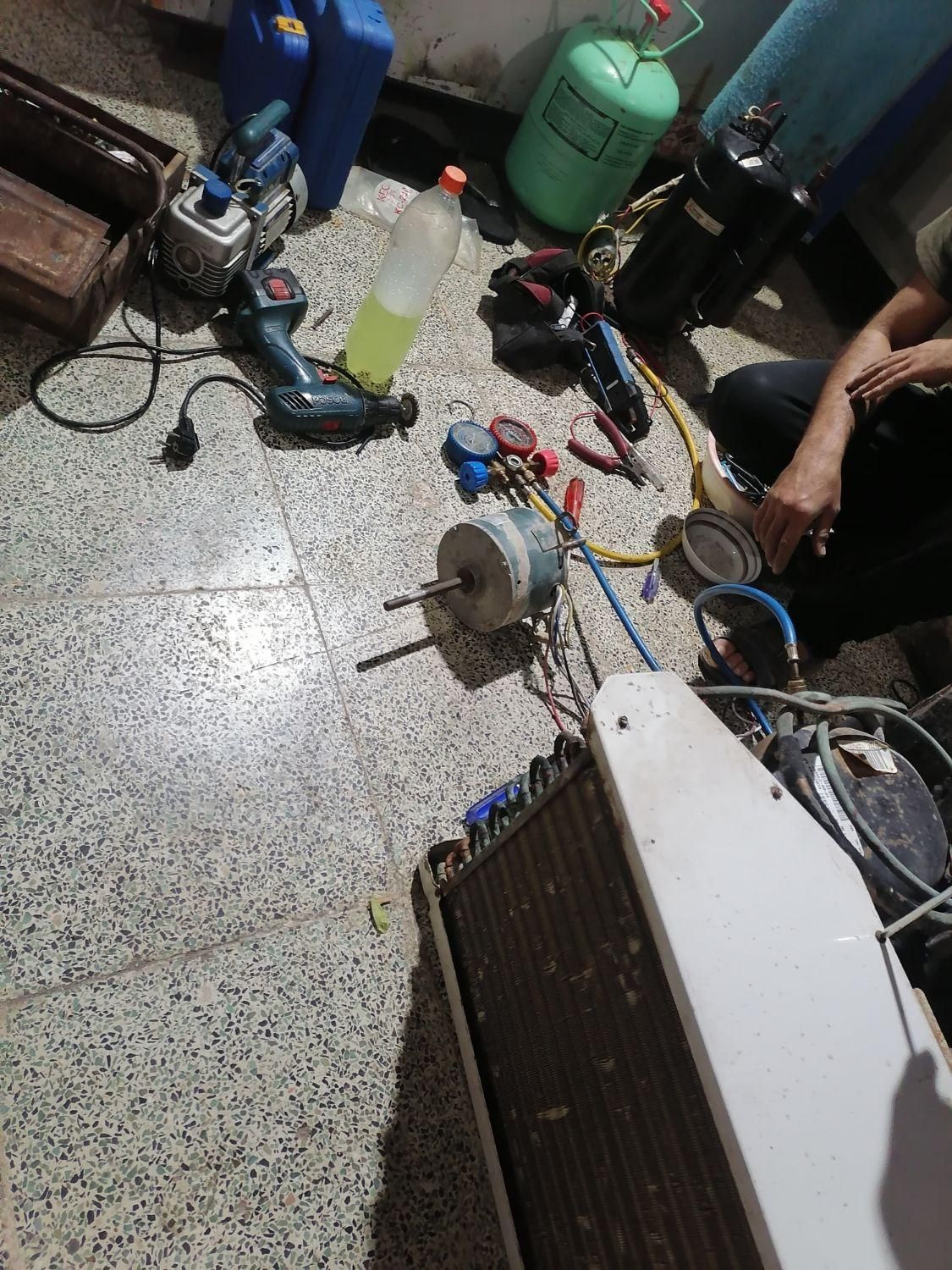 نصب وتعمیر و سرویس کولر پنجره ای و دوتیکه|خدمات پیشه و مهارت|بوشهر, |دیوار