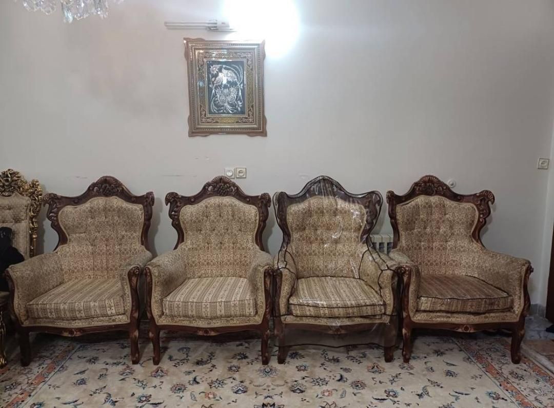 ۵ عدد مبل کلاسیک چوب گردو|حراج|تهران, پیروزی|دیوار
