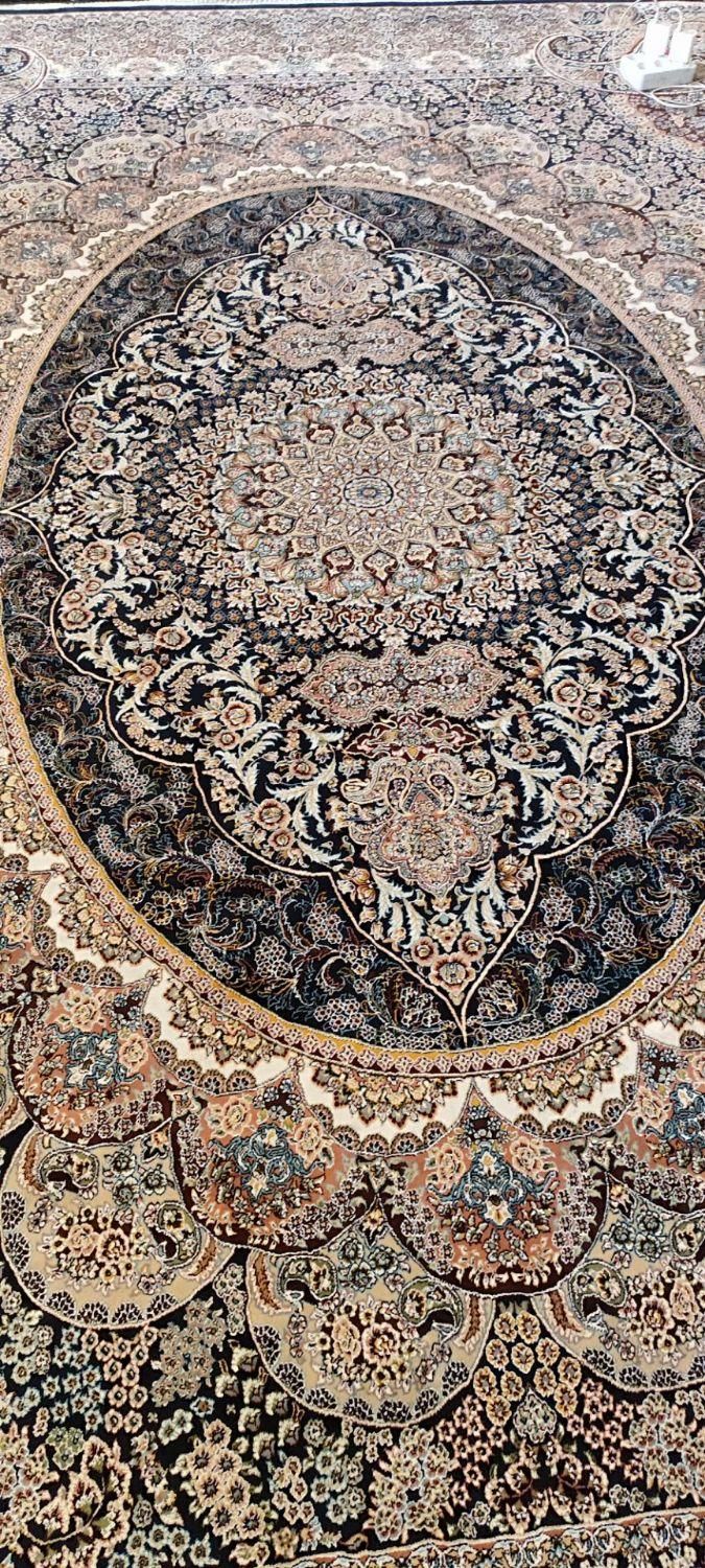 دو تخته فرش 9متری گردویی سرمه ای 700شانه|فرش|کرمانشاه, |دیوار