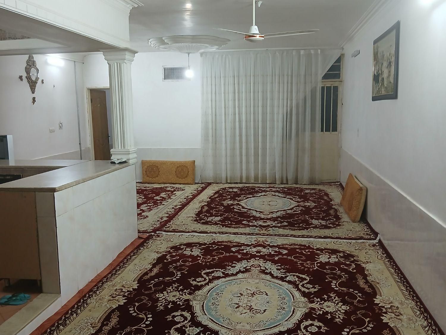 اجاره منزل بزرگ همکف و پارکینگ تعداد بالا|اجارهٔ کوتاه‌مدت آپارتمان و سوئیت|سبزوار, کلاته سیفر|دیوار