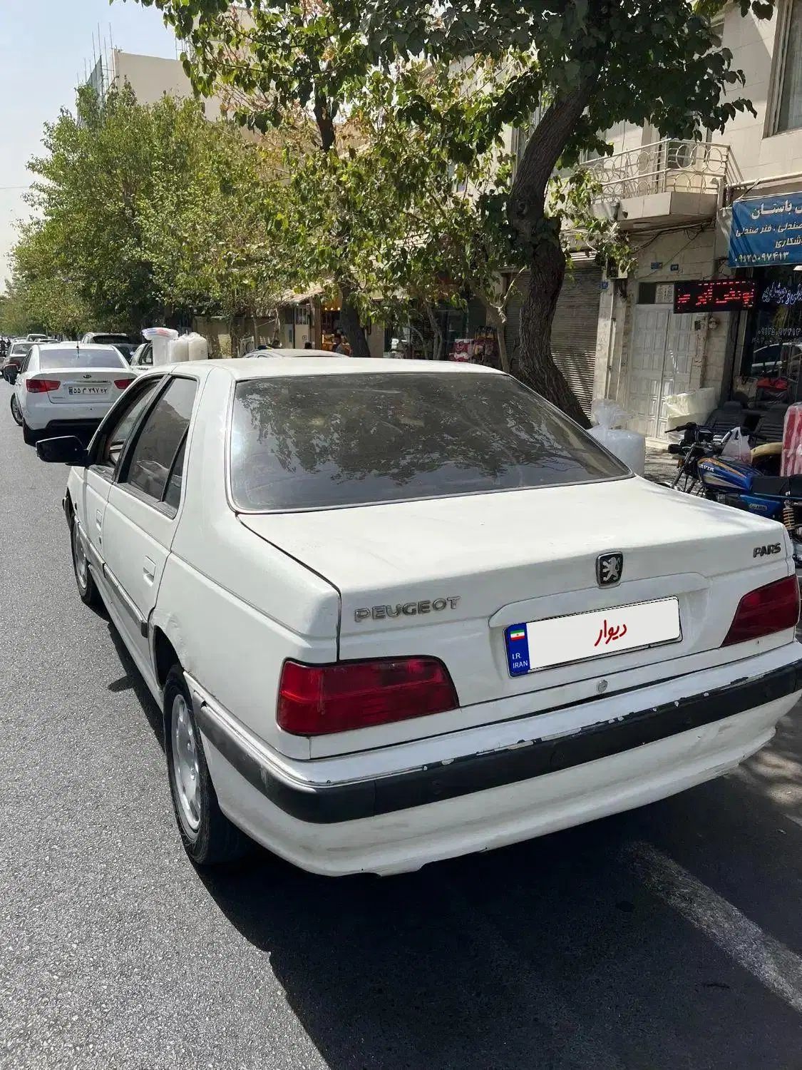 پژو پارس سفید مدل ۱۳۹۰|خودرو سواری و وانت|تهران, جمهوری|دیوار