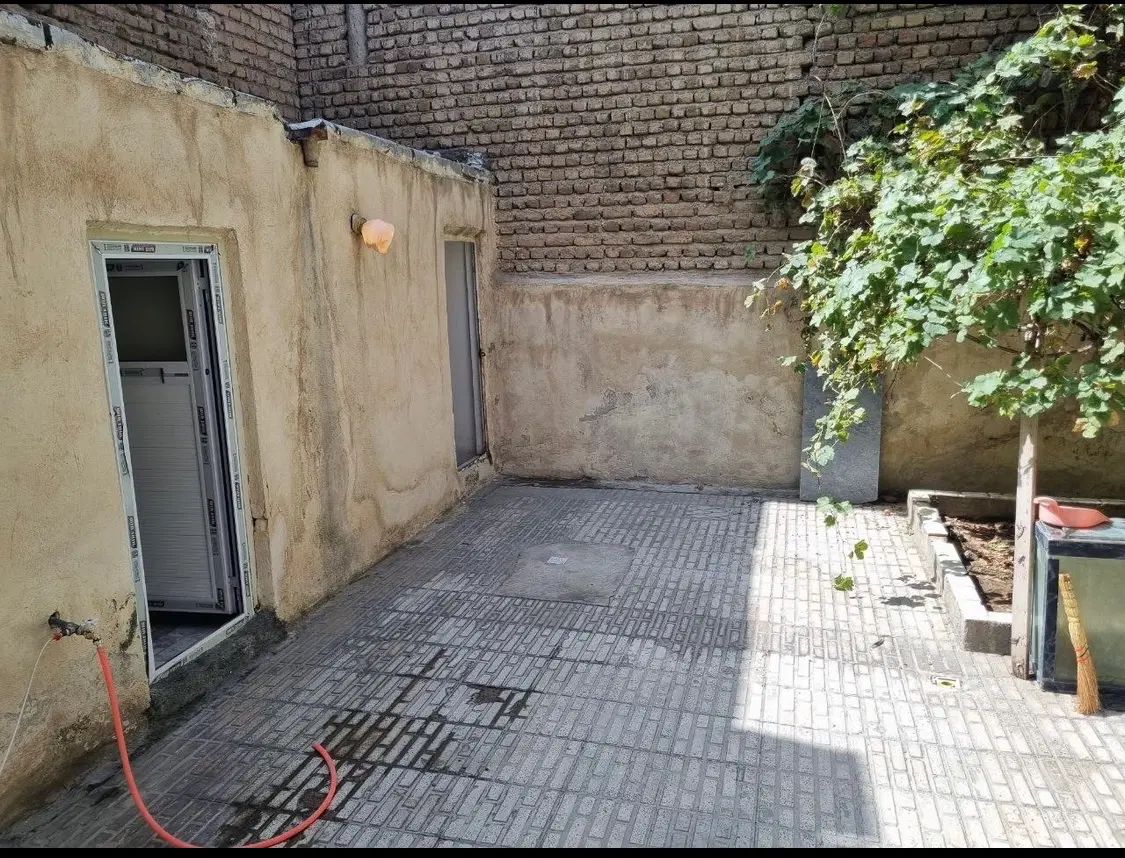 اجاره خانه حیاط دار|اجارهٔ خانه و ویلا|کرج, گلدشت|دیوار