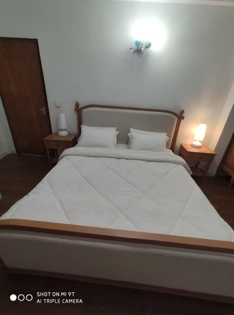 سرویس خواب|تخت و سرویس خواب|رشت, جهاد|دیوار