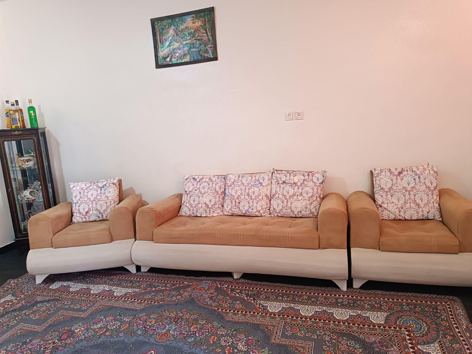 مبلمان۷نفره تمیز در حد نو|مبلمان خانگی و میز عسلی|مسجد سلیمان, |دیوار