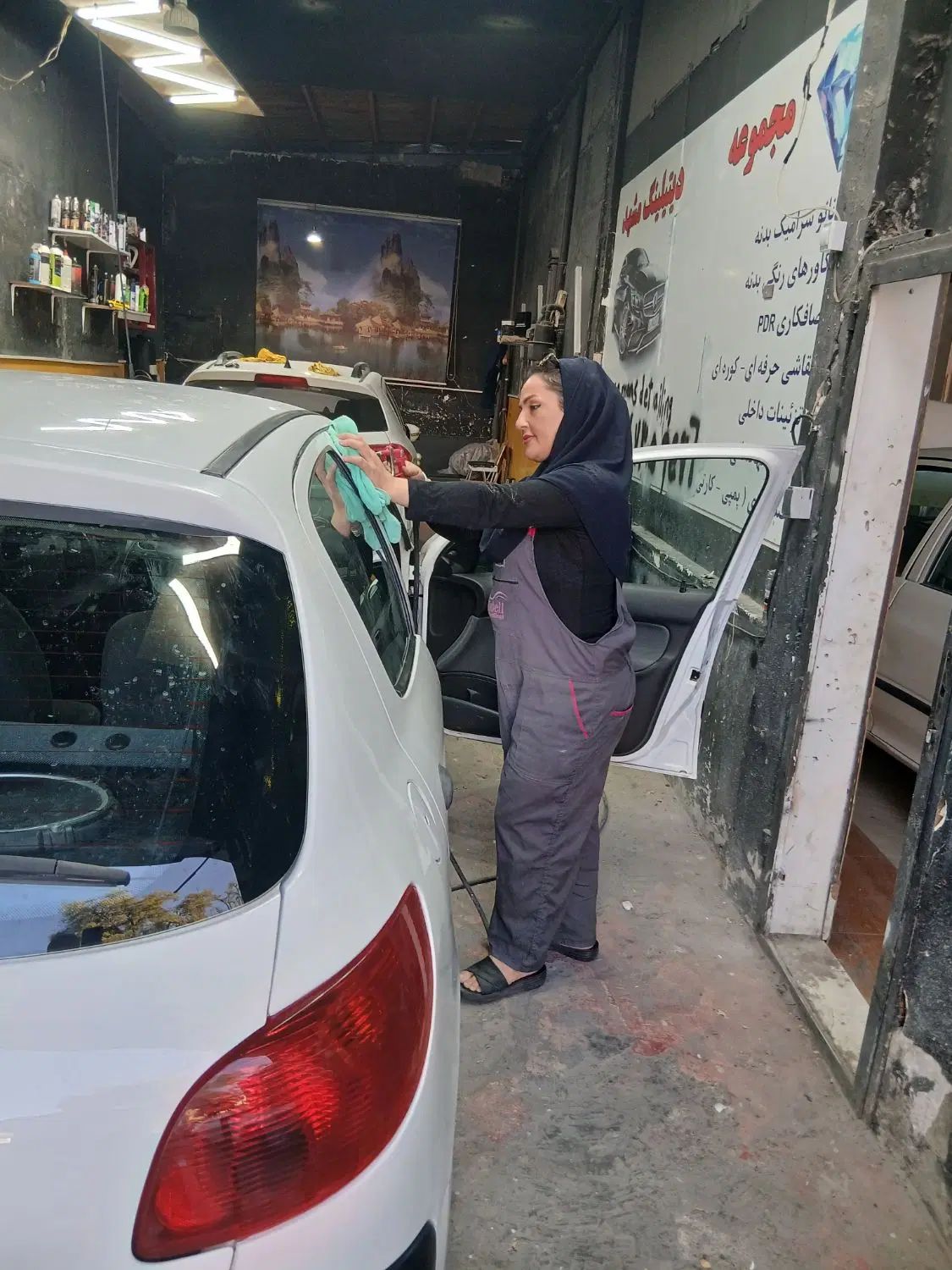 استخدام خانم جهت کاردیتلینگ ماشین بانوان|استخدام صنعتی، فنی، مهندسی|مشهد, کوشش|دیوار
