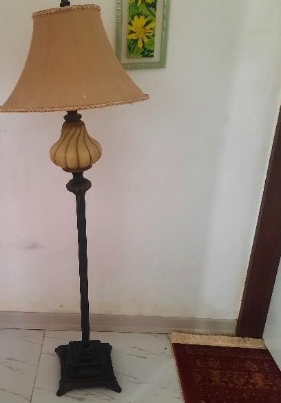 اباژور یا چراغ خواب یا لوستر|چراغ خواب و آباژور|آبادان, |دیوار