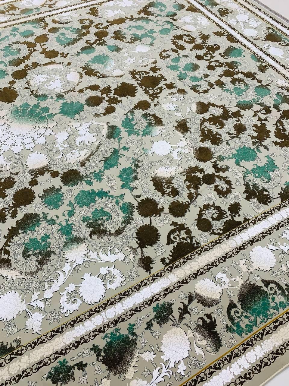 گل برجسته قهوه ای قسطی|فرش|یزد, |دیوار